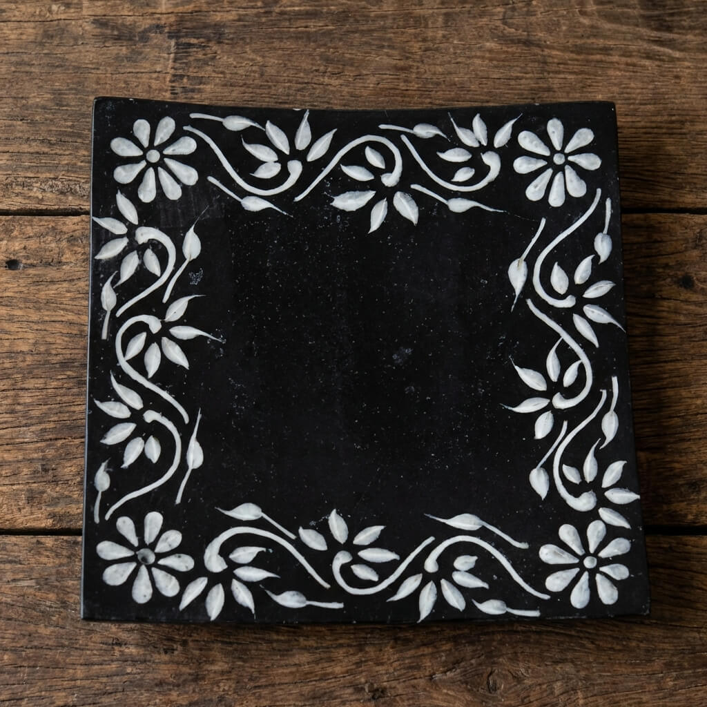 porte-encens.carre.pierre