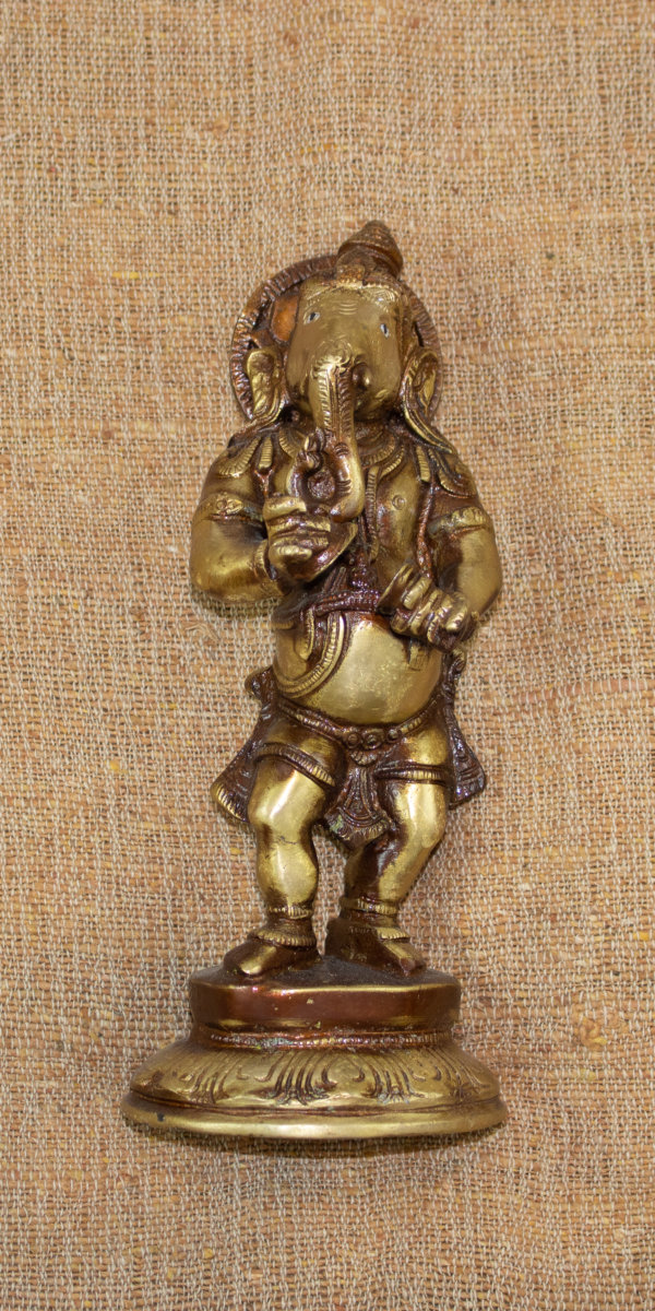 statue Ganesh musicien tin cha