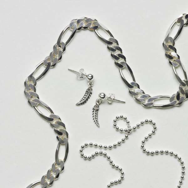 Plume en boucles d'oreilles