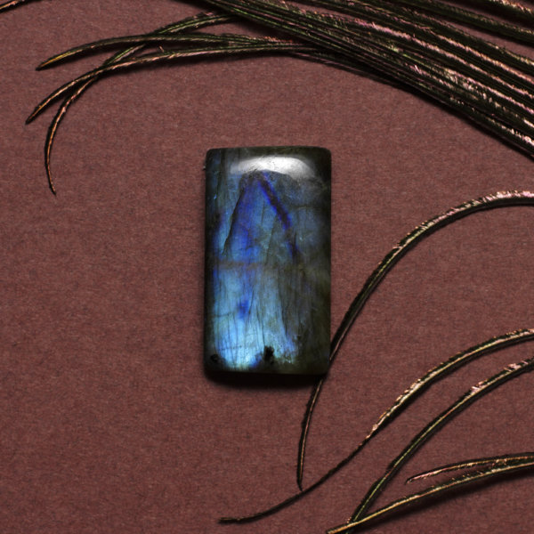 LABRADORITE Cabochon