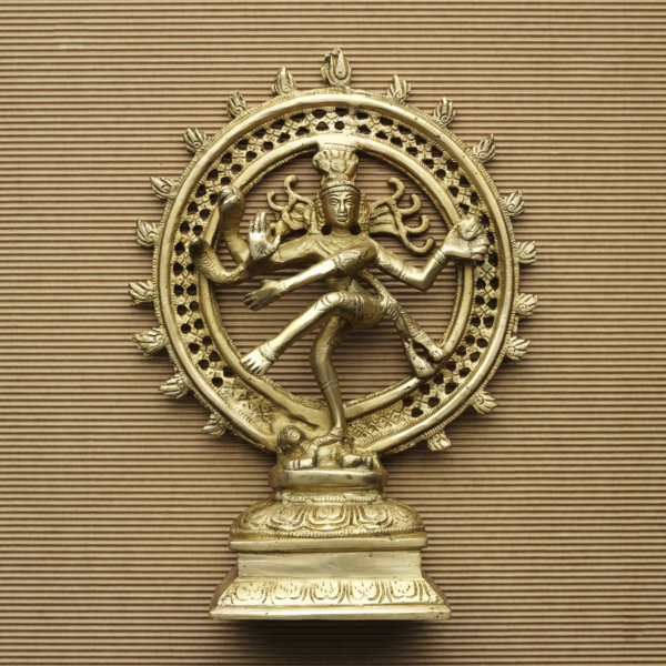 statue shiva Nataraj en bronze jaune