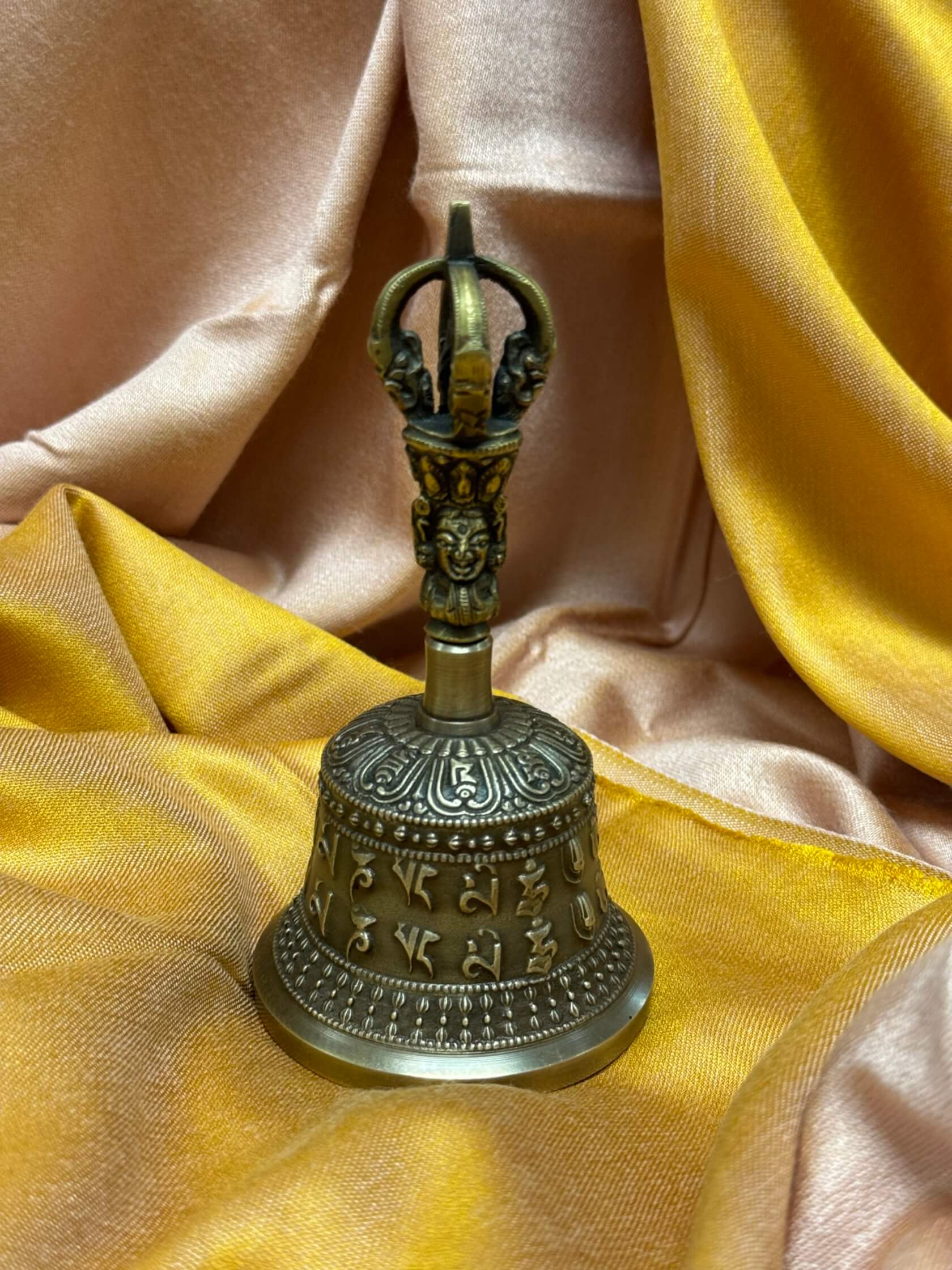 petite cloche tibétaine haute qualité en 5 métaux