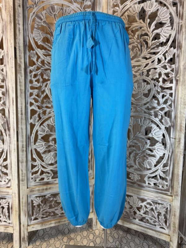 pantalon en coton léger avec élastique et deux poches bleu azur