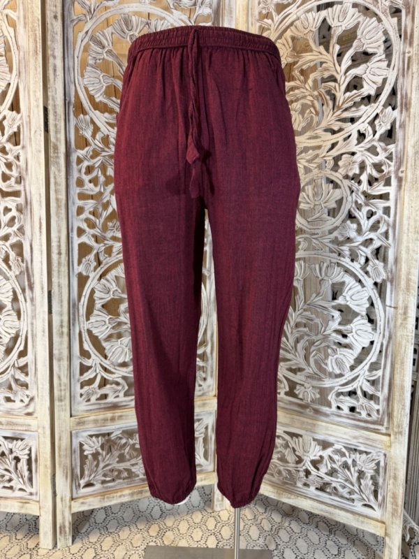 pantalon en coton léger avec élastique et deux poches bordeaux