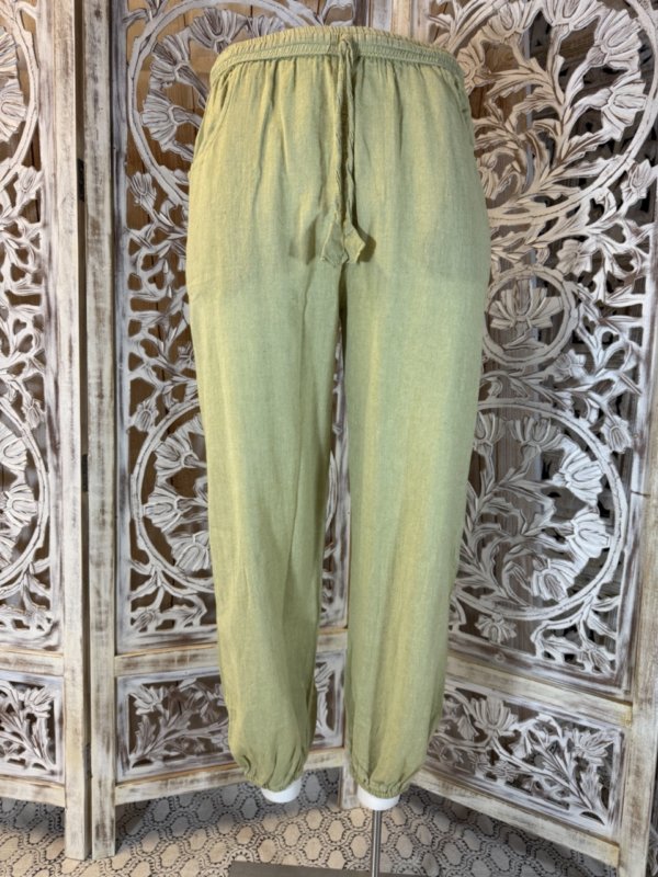 pantalon en coton léger avec élastique et deux poches vert prairie