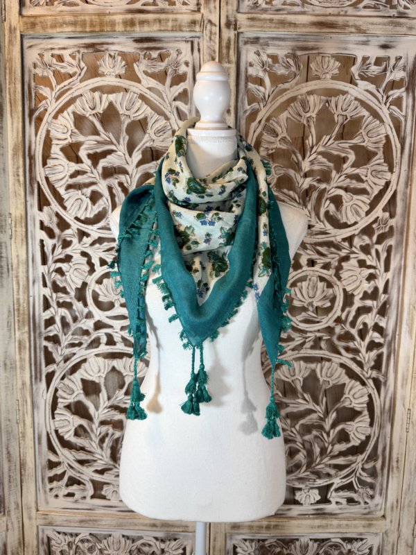 foulard carré viscose fleur vert