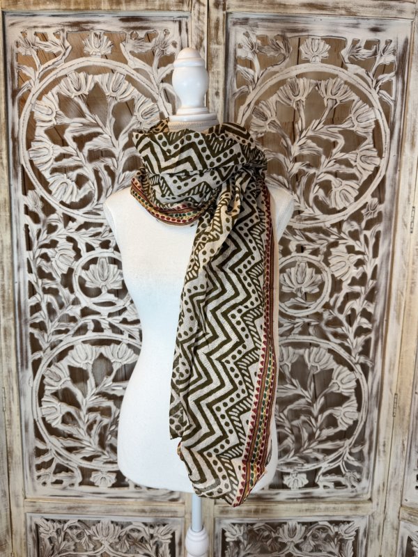 foulards coton block print avec bande dorée .print 11