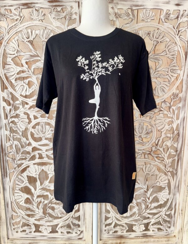 t shirt arbre yoga en coton noir