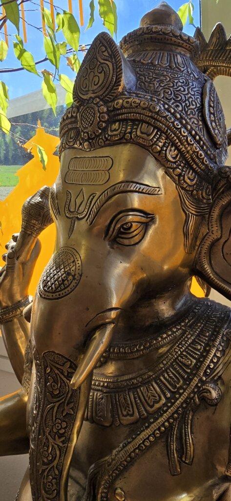 Grande statue de Ganesh debout en Bronze tête