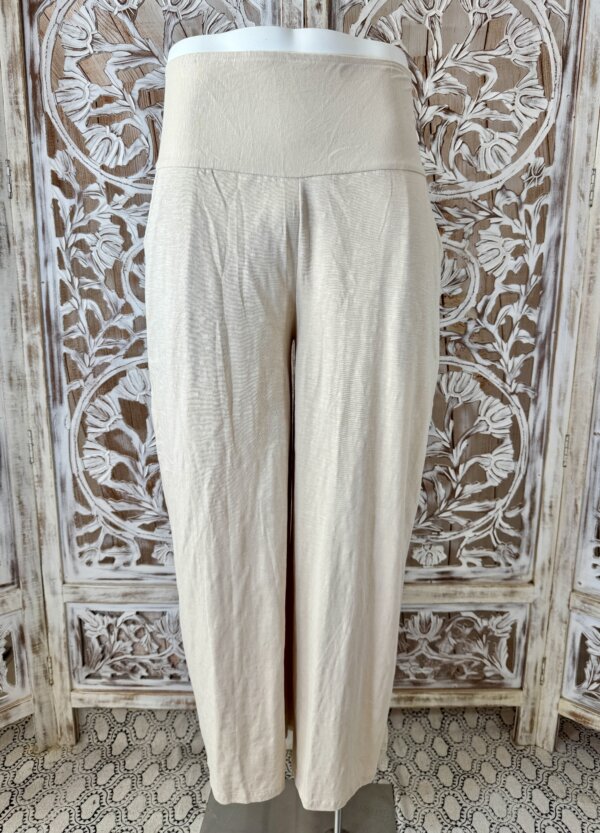B. Silka Trousers crème