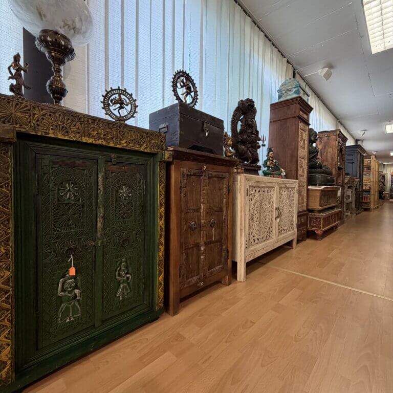 meubles, statues... - boutique Chota India à Servion